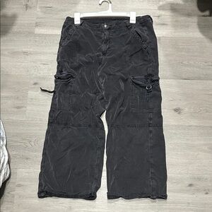 Women’s AE faded Black Cargo Pants